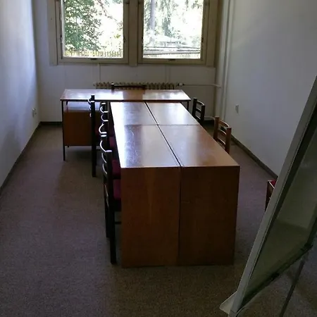 Hotel Hlaska Zlenice